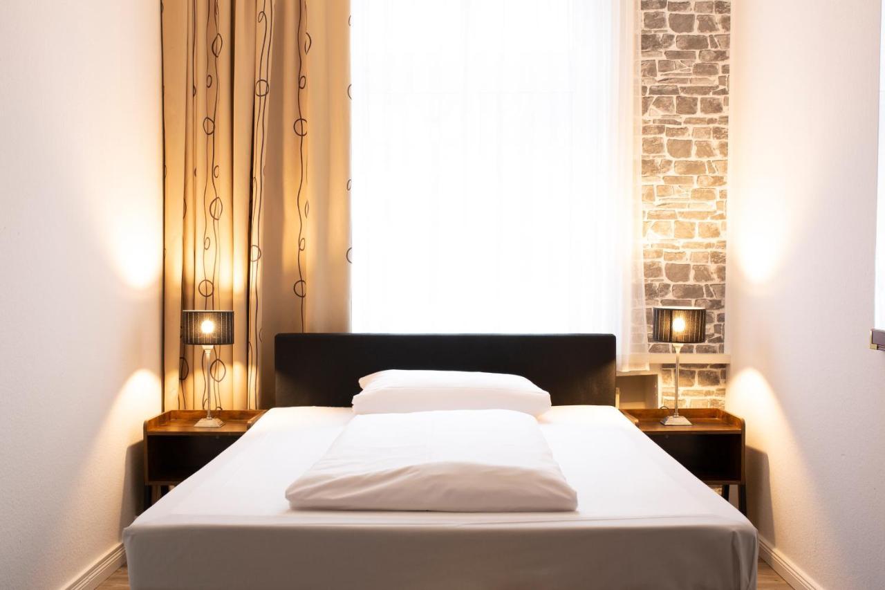 Hotel Berliner Hof Ремшейд Экстерьер фото