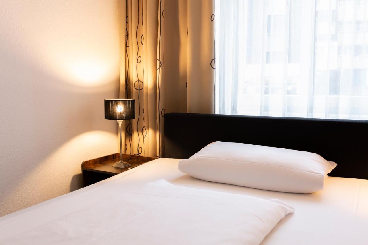 Hotel Berliner Hof Ремшейд Экстерьер фото
