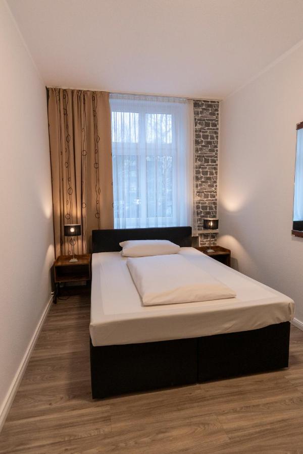 Hotel Berliner Hof Ремшейд Экстерьер фото