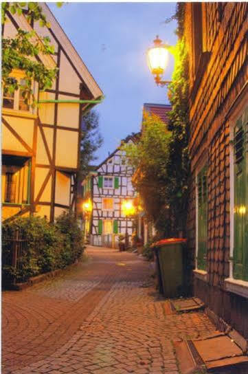 Hotel Berliner Hof Ремшейд Экстерьер фото
